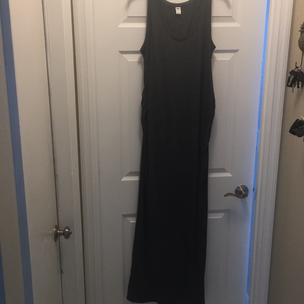 3 for $20 Old Navy maxi maternity dress